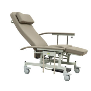 High-back chair/recliner/care chair/suitable for home and care home use - Image 5